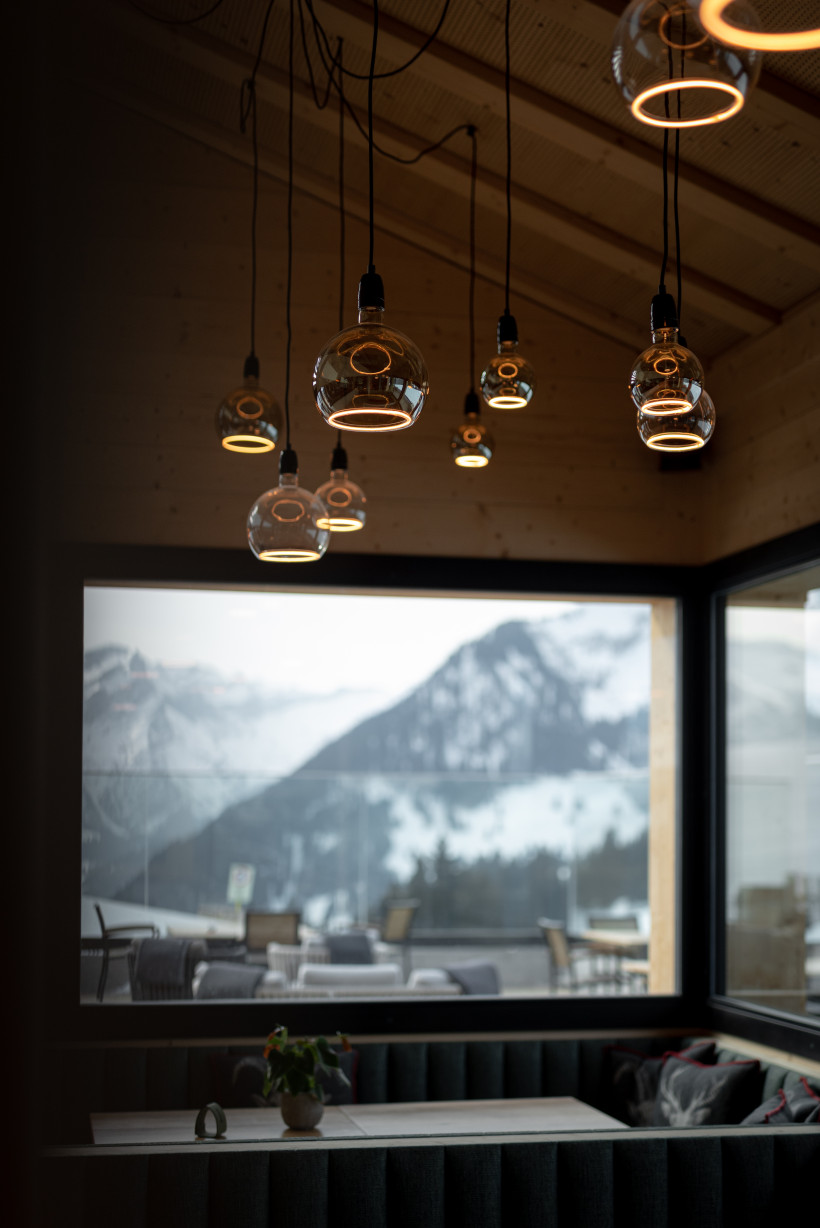 Neubau Bar/Restaurant Eggli-Lounge