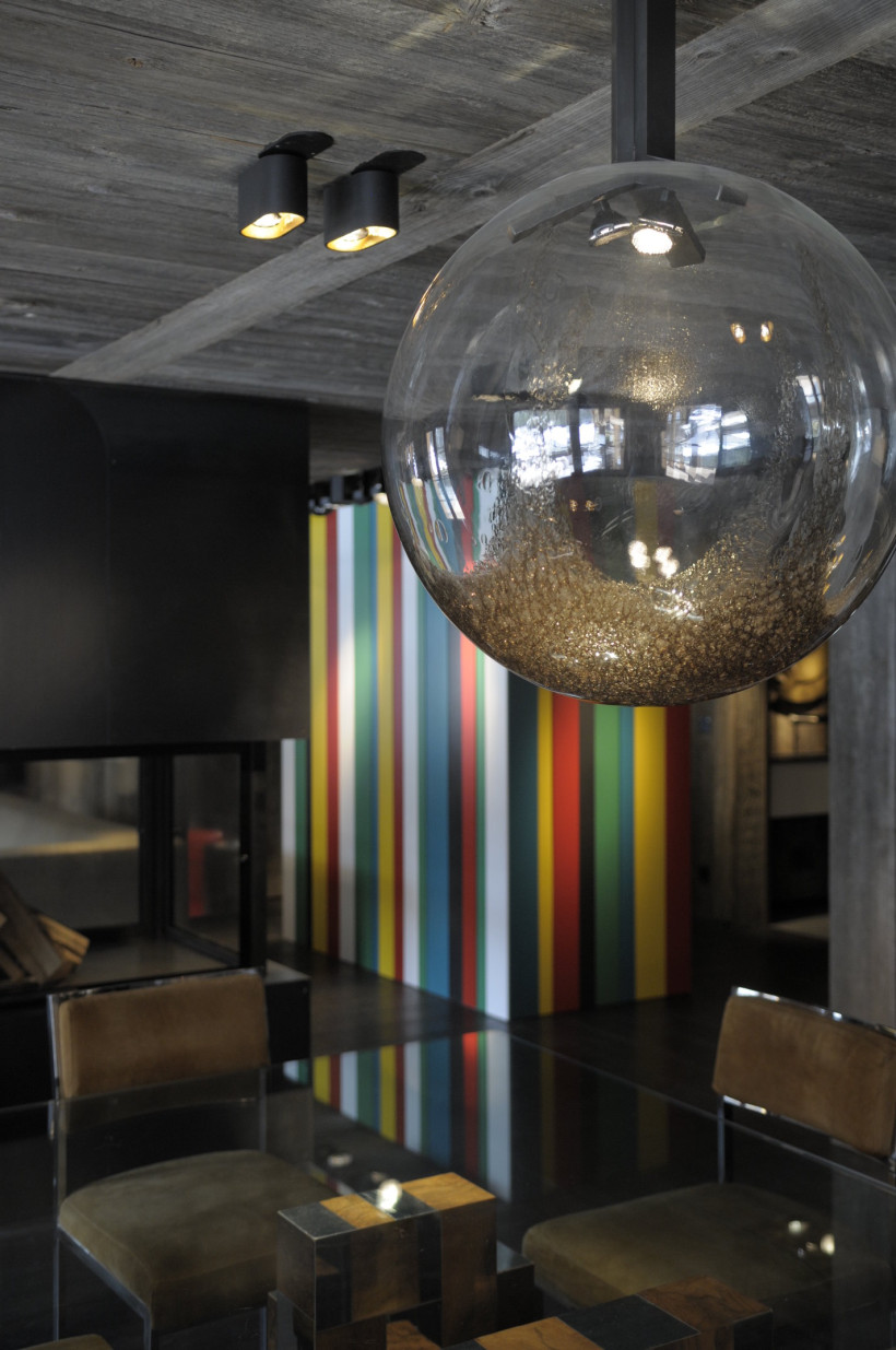 New construction chalet with 2 apartments