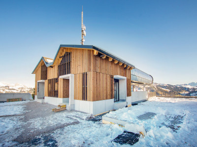 New valley and mountain station, gondola lift Eggli, Gstaad